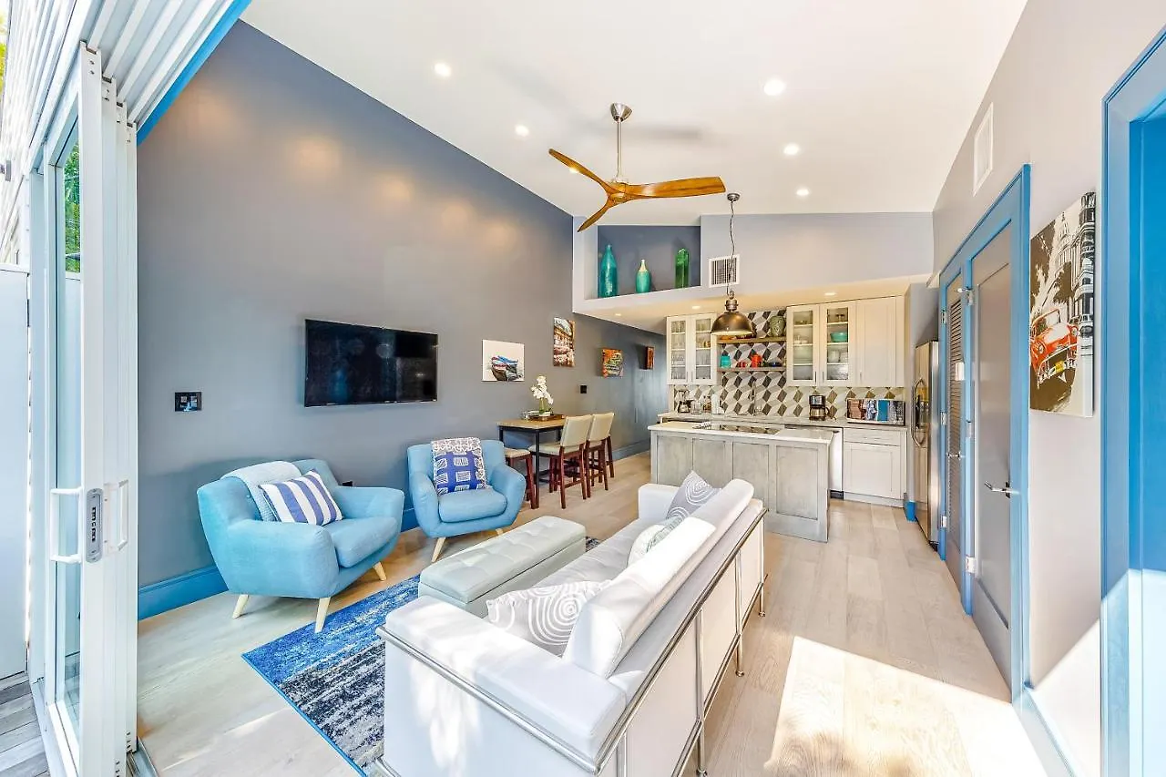 Tropical Vibes Villa Key West